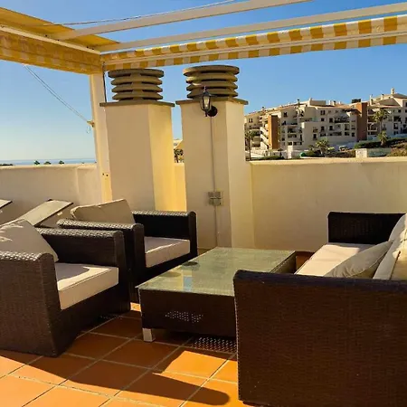 Apartment Atico By The Sea *