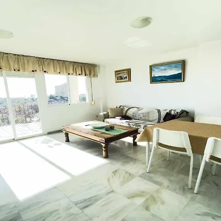 Atico By The Sea Apartment